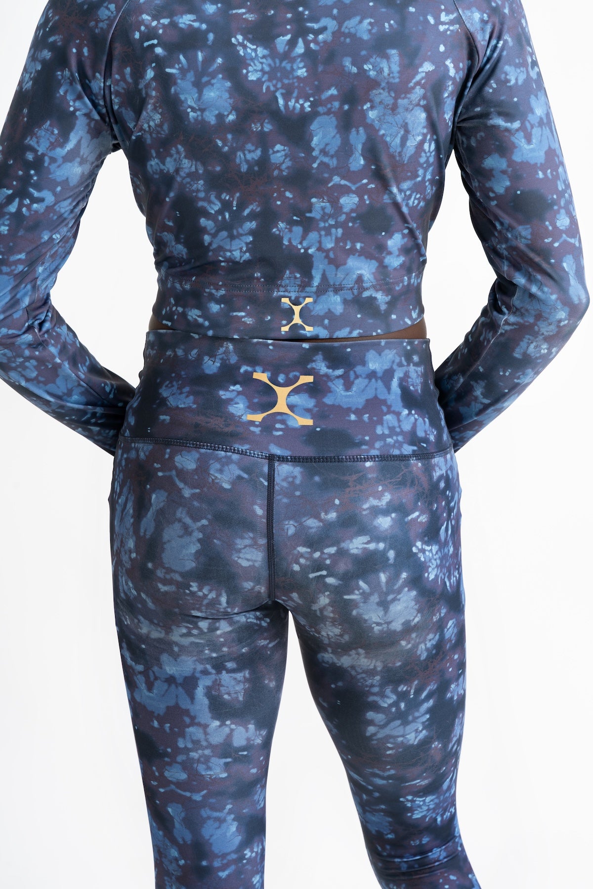 Long Sleeve Crop Top (Blue)