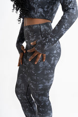 Long Sleeve Crop Top (Black)